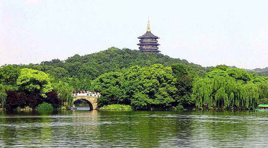 西湖一日游纯玩(雷峰塔 花港观鱼 西湖游船 灵隐飞来峰)