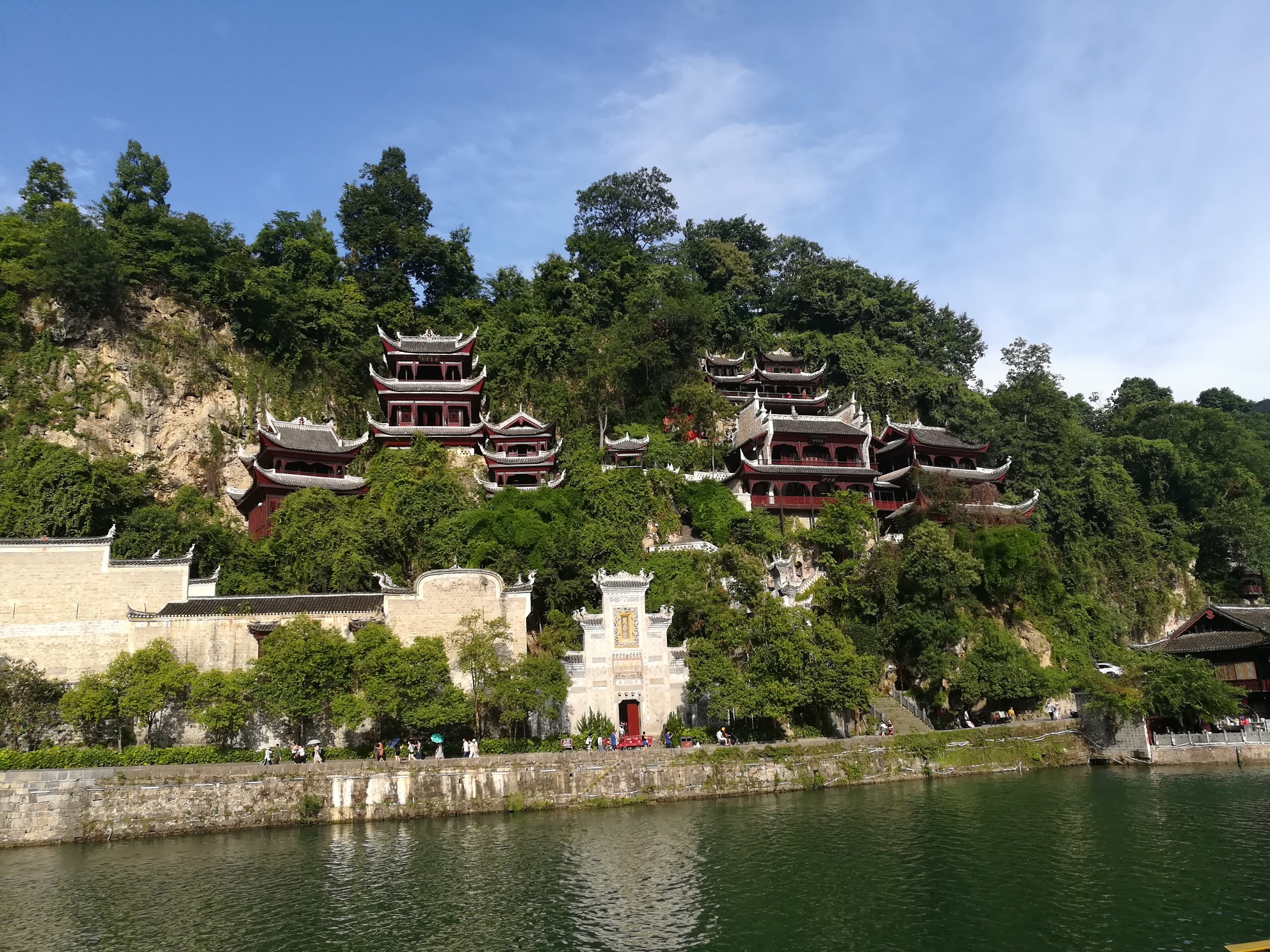 青龙洞古建群        