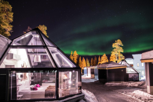 芬兰荷兰9日情侣蜜月极光主题定制(岩石大教堂