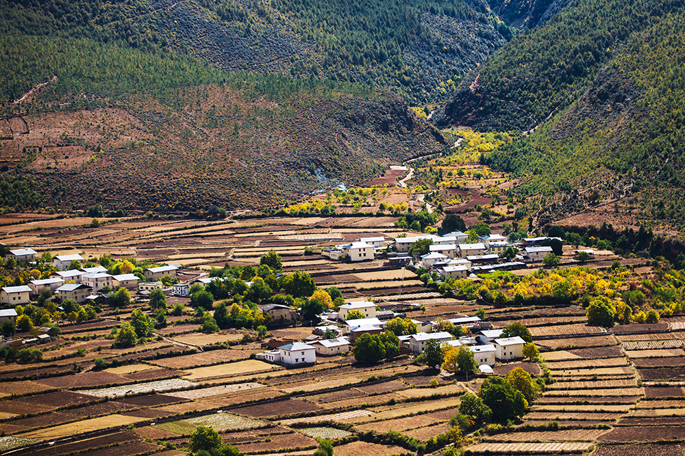 尼西汤堆村         