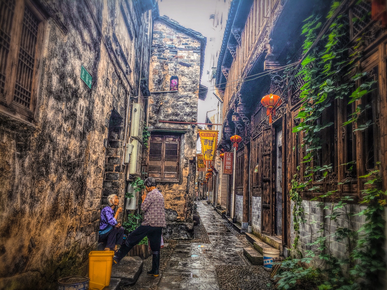 霞山古村,一石一世界