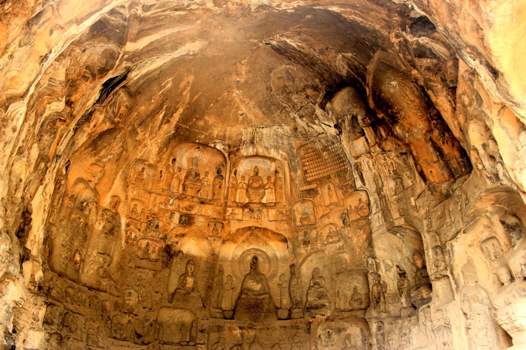 龙门石窟,"天下第一窟",走进辉耀历史长河的大唐时代
