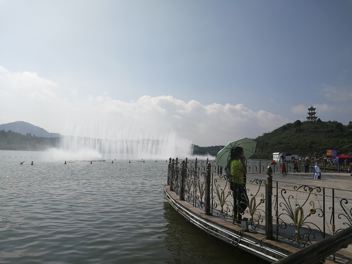 5月19日是上林旅游养生节开幕式,今年主会场在云里湖景区