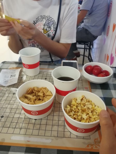 上海海底捞火锅地址_上海海底捞人均