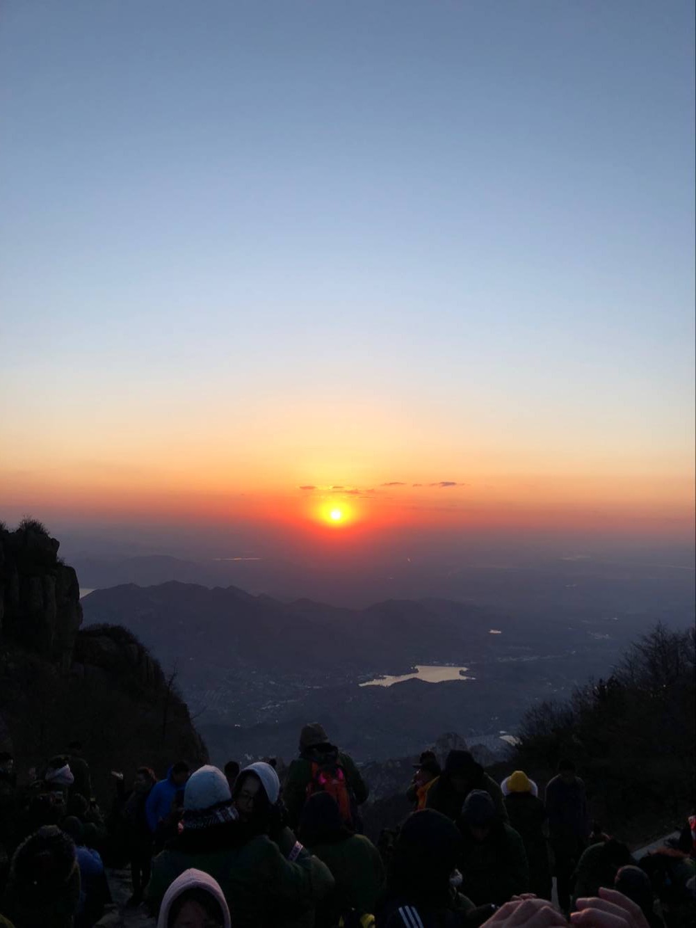 青岛,泰山日出,邂逅樱花