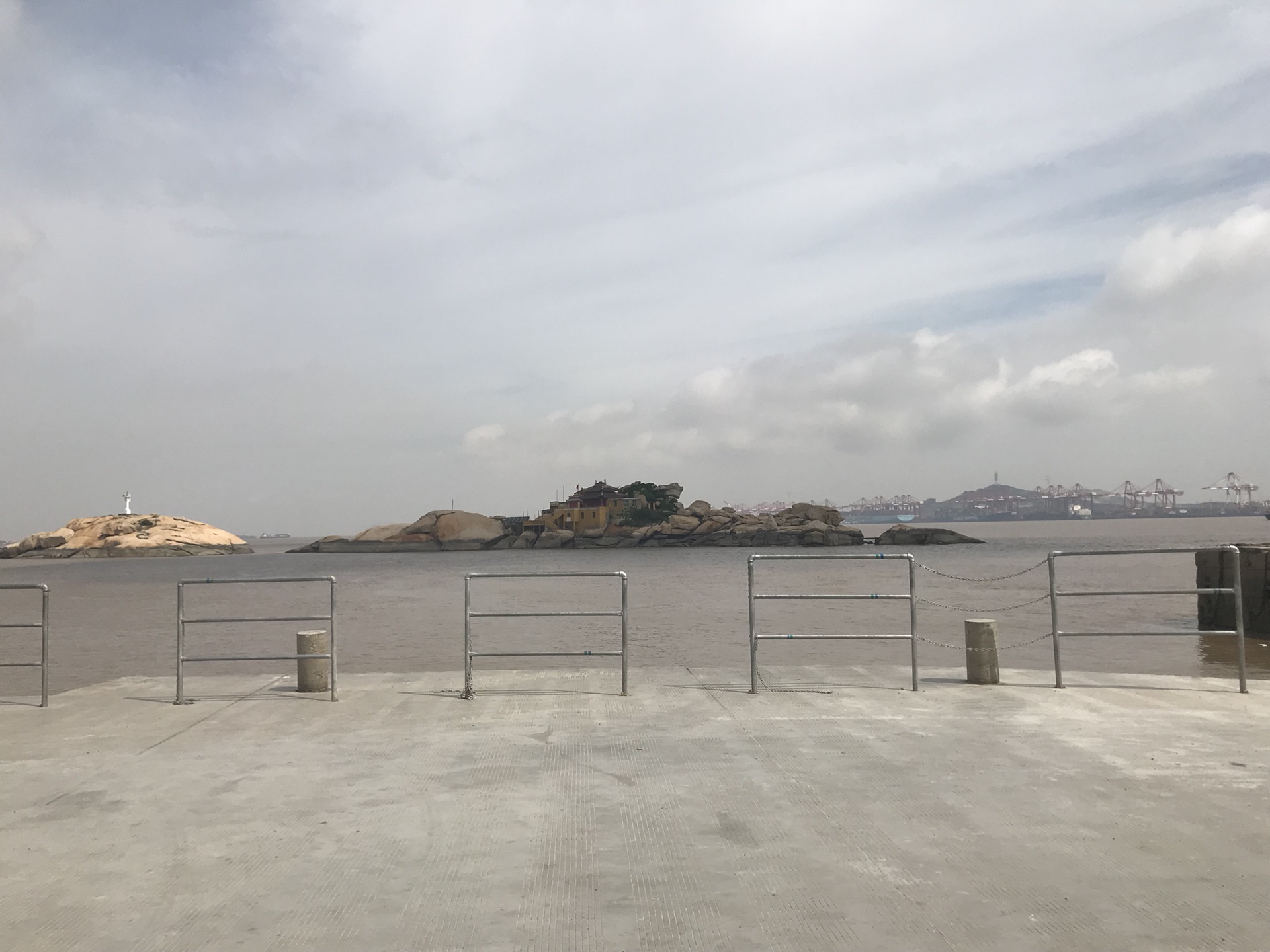 小梅山人口_小梅山景区(2)