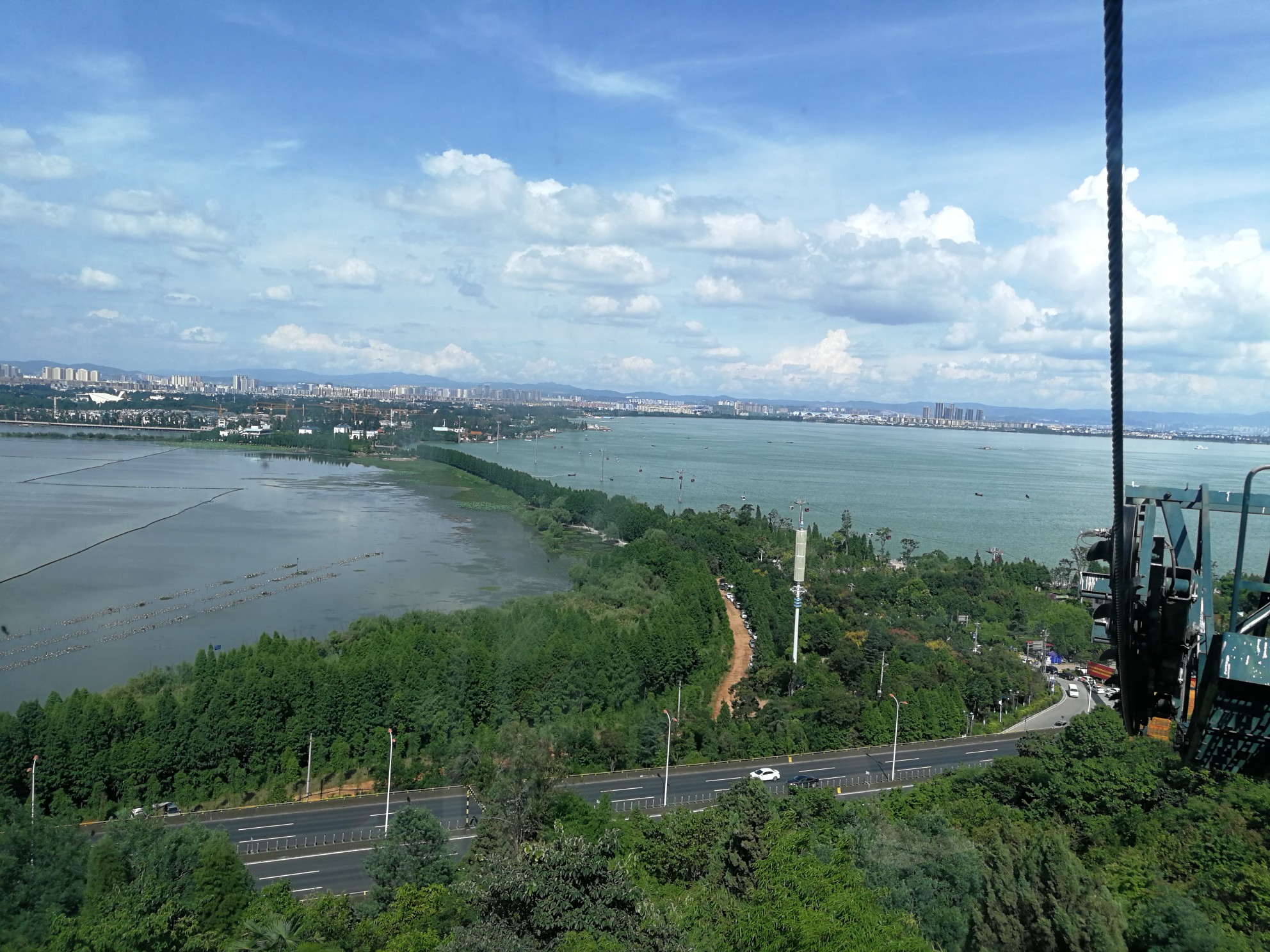 昆明滇池西山