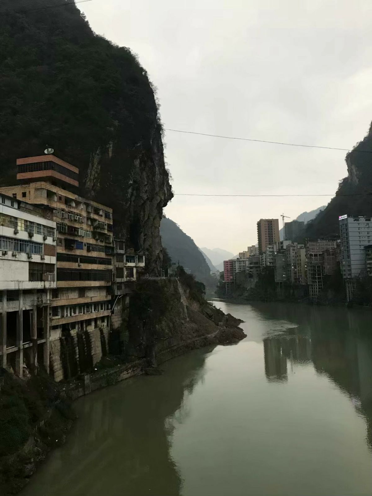 挤在峡谷里的繁荣——云南昭通盐津县老城旅游见闻