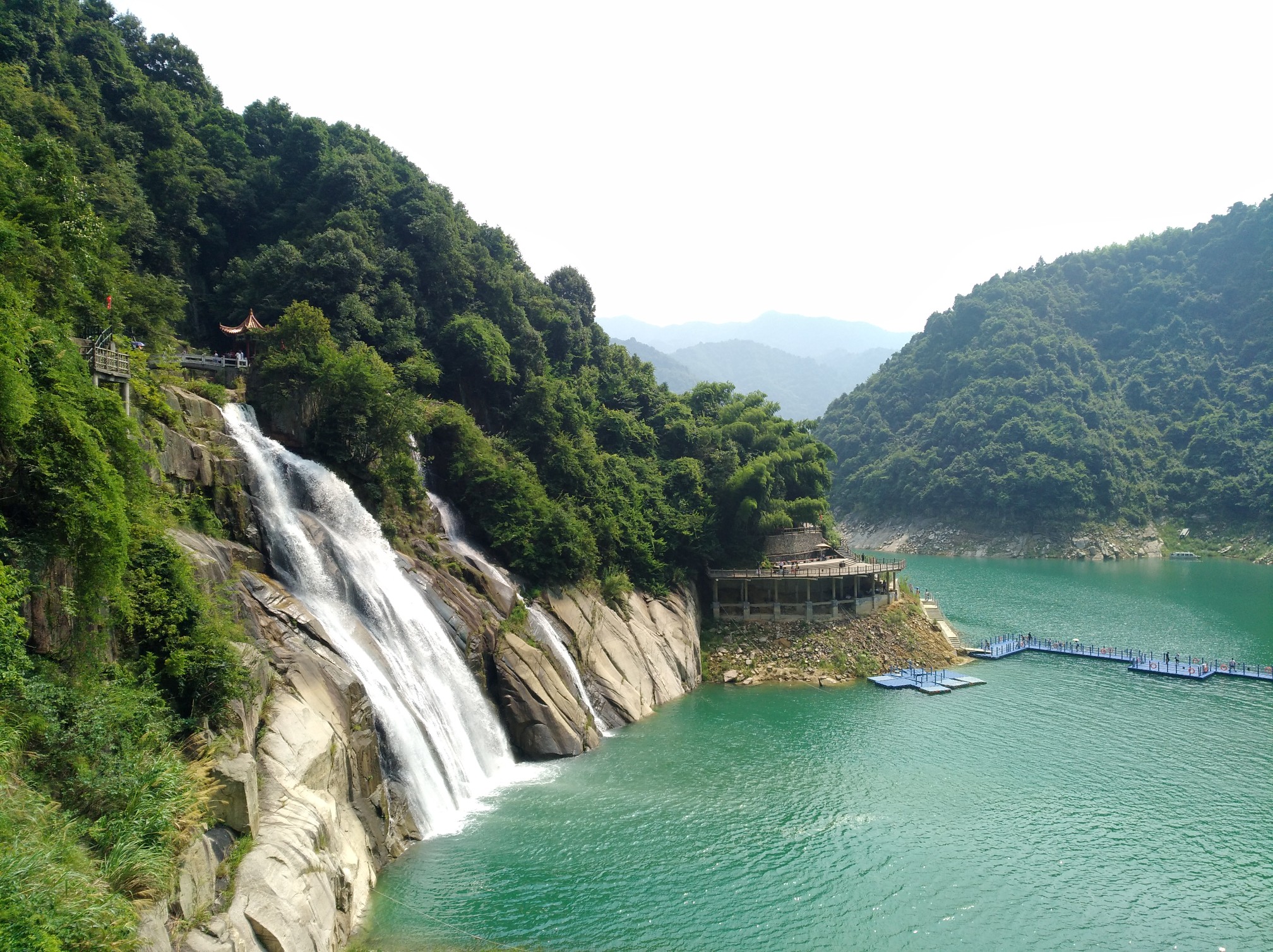 龙景峡谷          