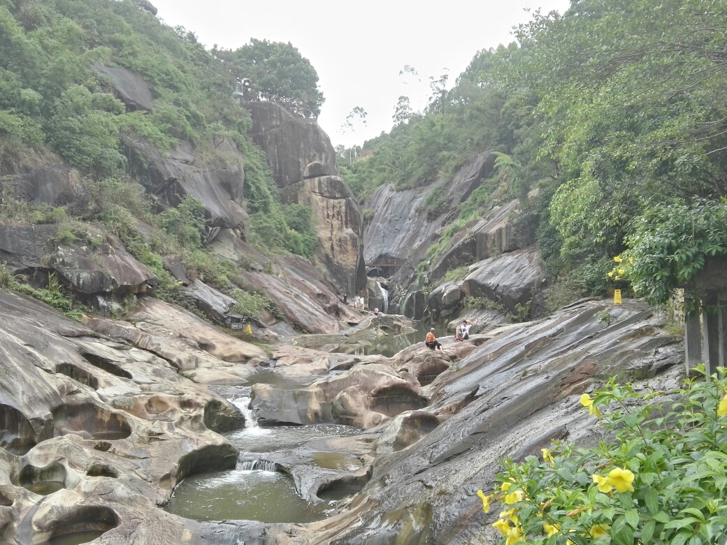 饶平一日游(绿岛山庄 怪臼谷 明清古寨),潮州旅游攻略