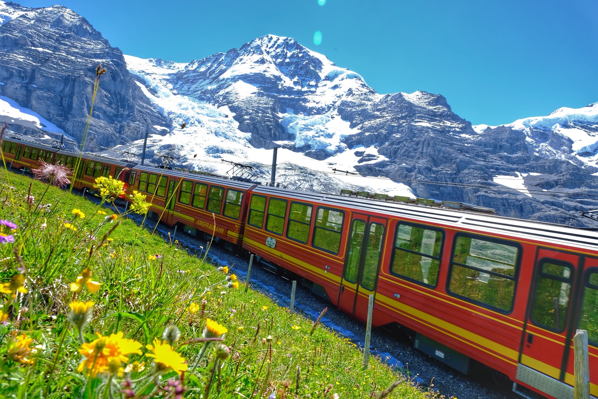 少女般迷人的瑞士少女峰jungfraubahn