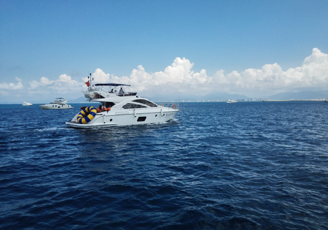 暑假和孩子一起来场游艇出海旅游是什么体验?