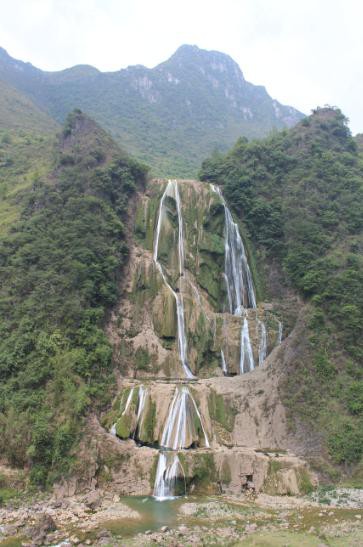 安顺总人口_安顺平坝樱花图片