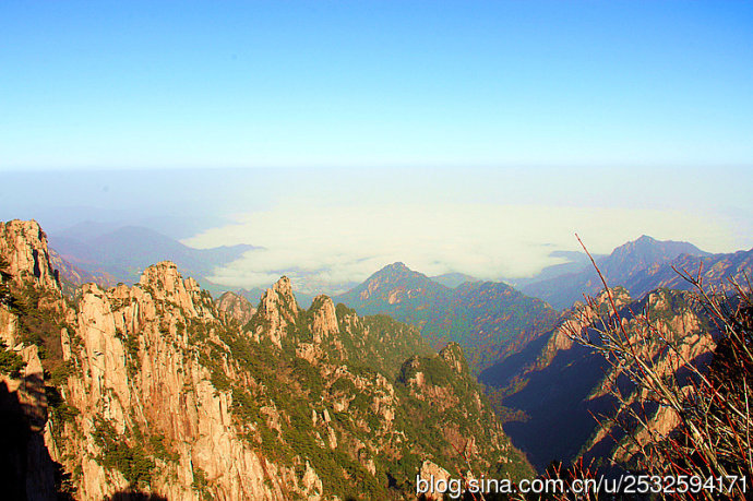 黄山有多少人口_黄山系列香烟有多少种(2)