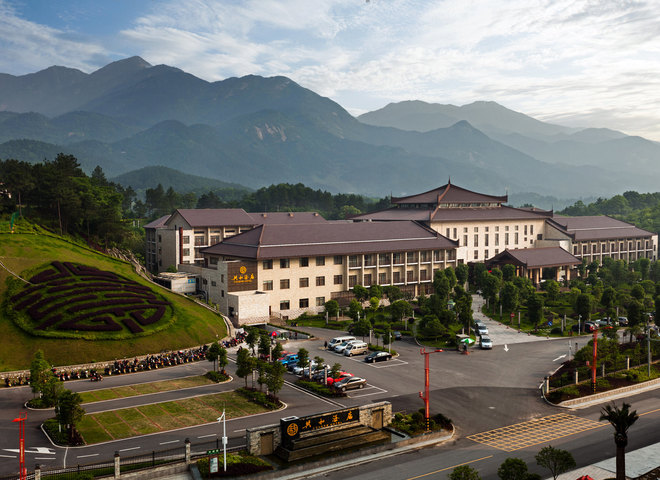 衡阳南岳逸山逸水酒店(原南岳共和酒店)预订