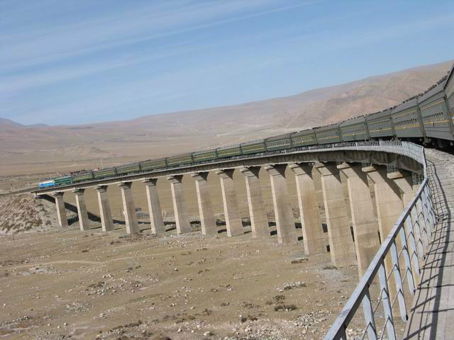 徒步旅行新疆大河沿 艾丁湖乡 吐鲁番 交河故城 焉耆