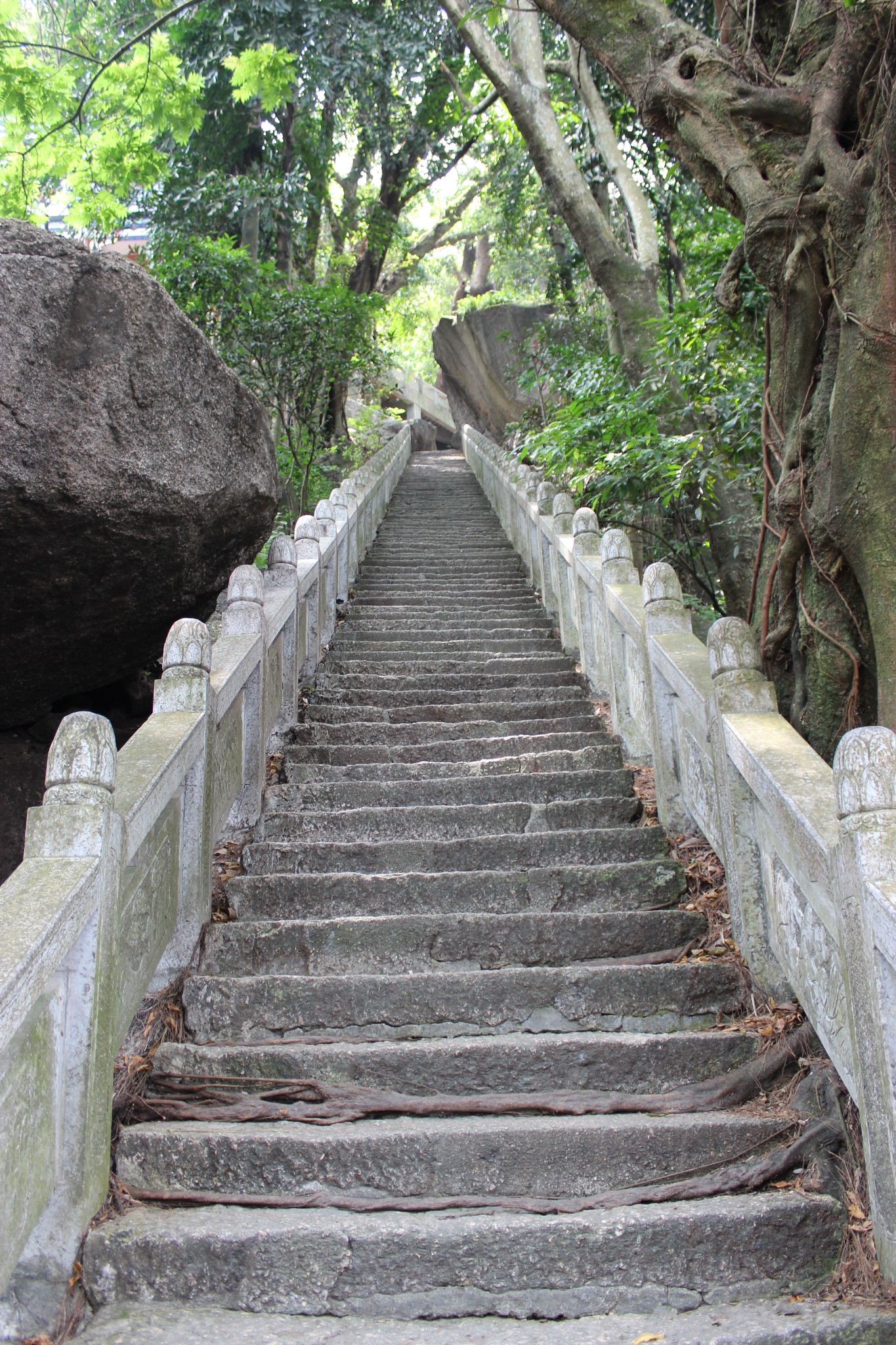 桂平西山风景区        