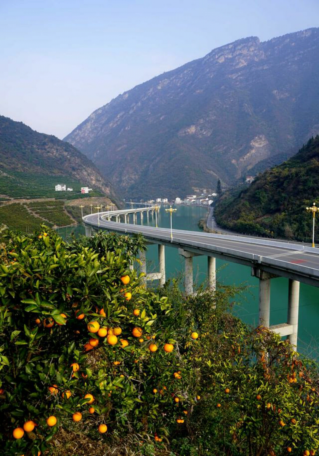 6月骑行兴山水上公路.