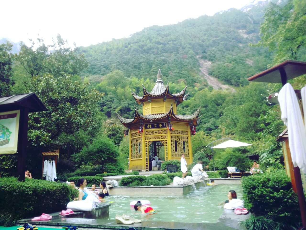 黄山温泉          