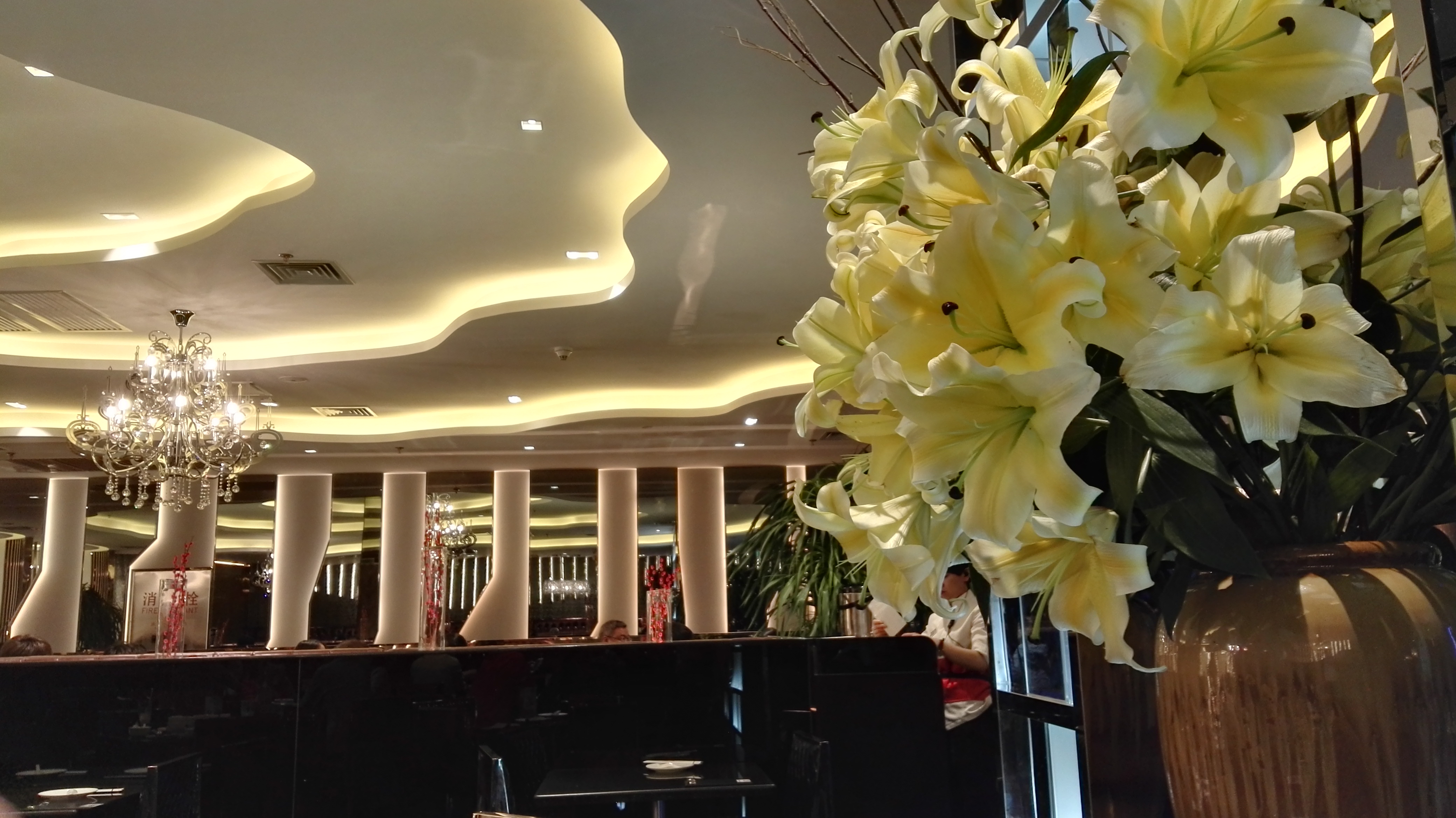 鹿港小镇_鹿港小镇人均(2)