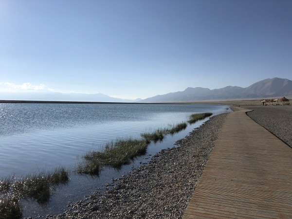 赛里木湖在哪边进哪边出 wKgIC1t6_hqATz7JAAra-h5JMiw17.jpeg?imageView2%2F2%2Fw%2F600%2Fh%2F600%2Fq%2F90