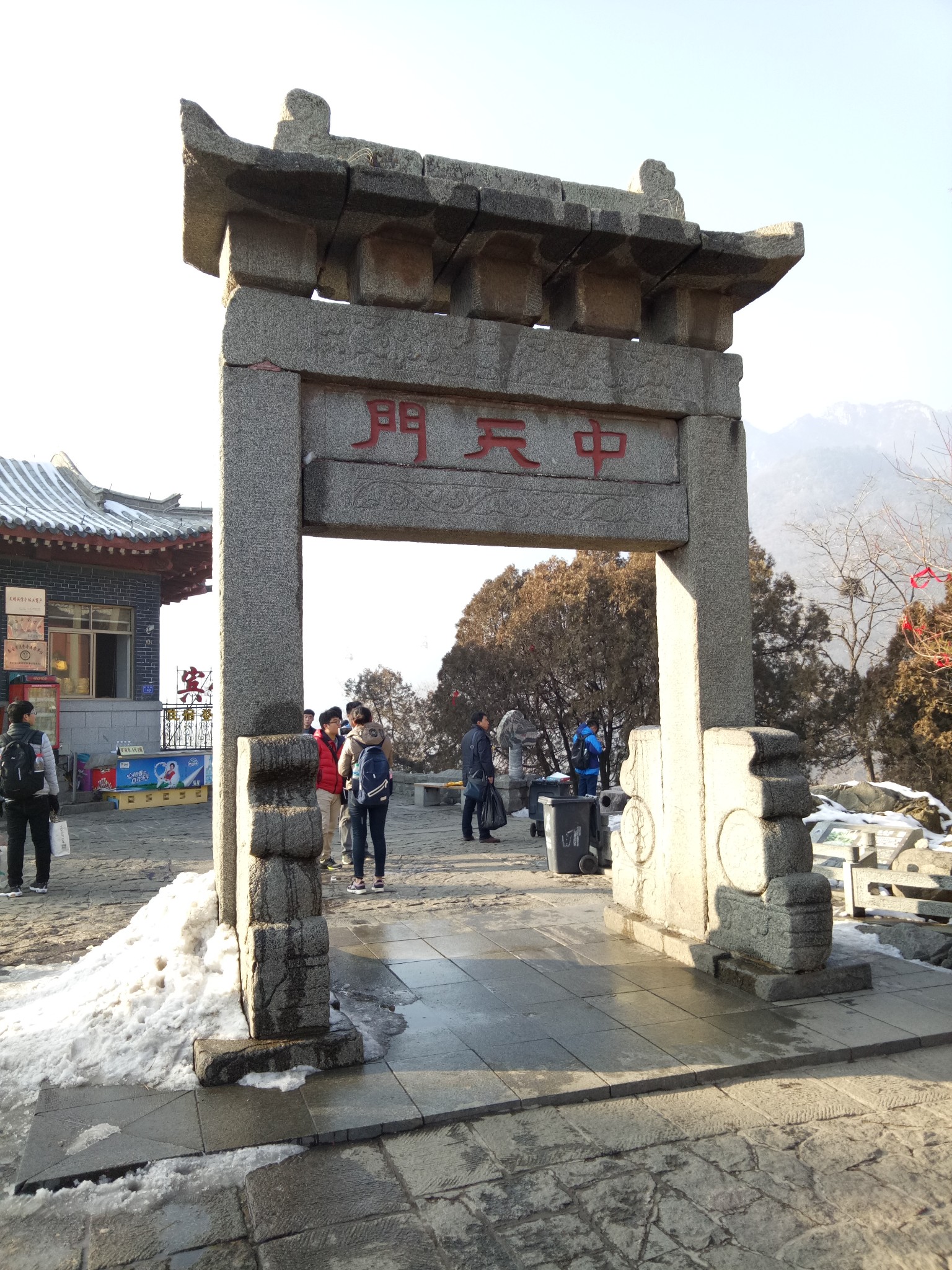 wKgBZ1jN-luAW80zAA-p5Y0QIkY76.jpeg?imageView2%2F2%2Fw%2F600%2Fh%2F600%2Fq%2F90