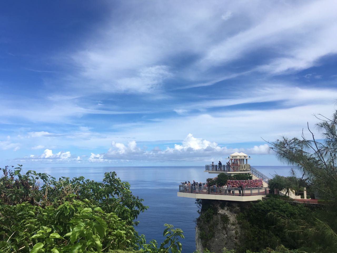 关岛市区观光 环岛半日游 情人崖游玩