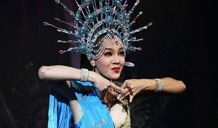 芭堤雅 蒂芬妮人妖秀门票tiffany show 可订急单(加1元送王权自助餐)