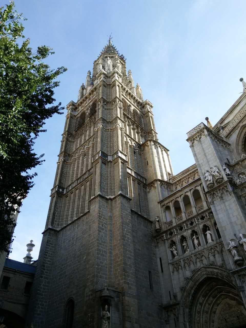 圣约翰修道院一天主教法式歌德教堂