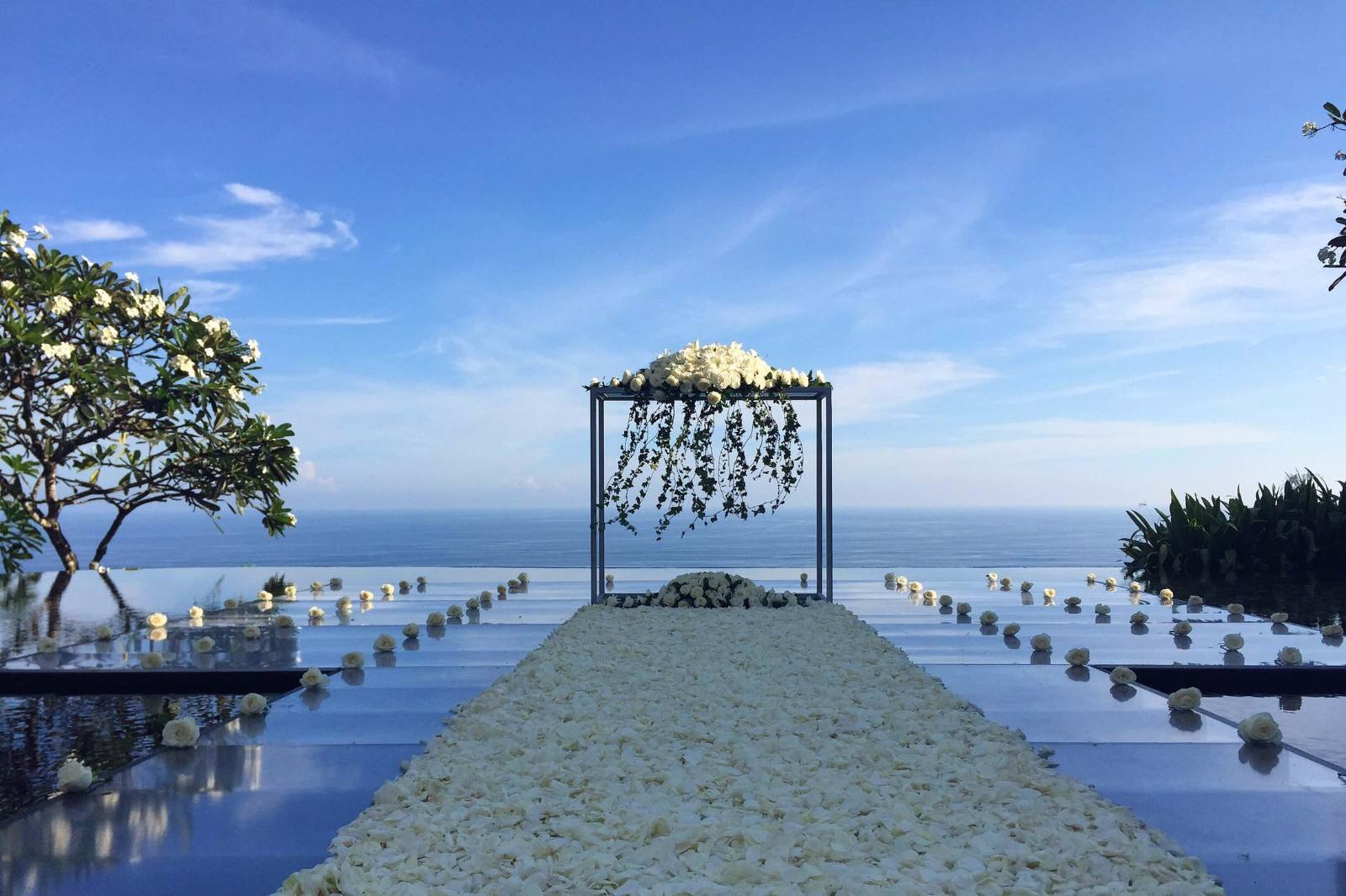 巴厘宝格丽酒店全景_巴厘岛最奢华的酒店-rfid信息网