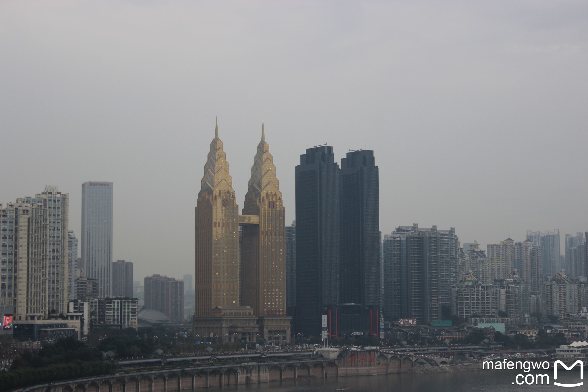 重庆旅游人均_重庆旅游景点(2)