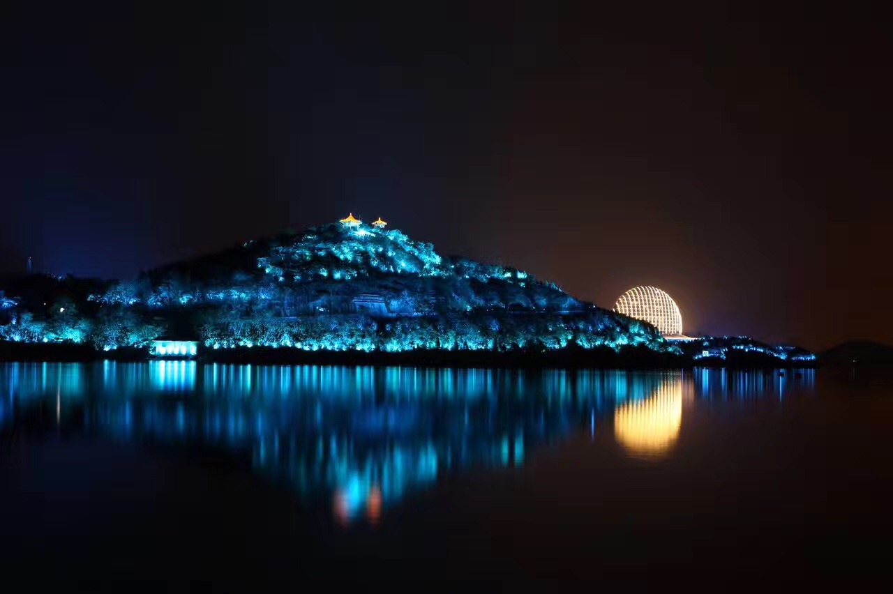 wKgBZ1mVIPaAP-P1AAHRUx2b7io56.jpeg?imageView2%2F2%2Fw%2F680%2Fq%2F90