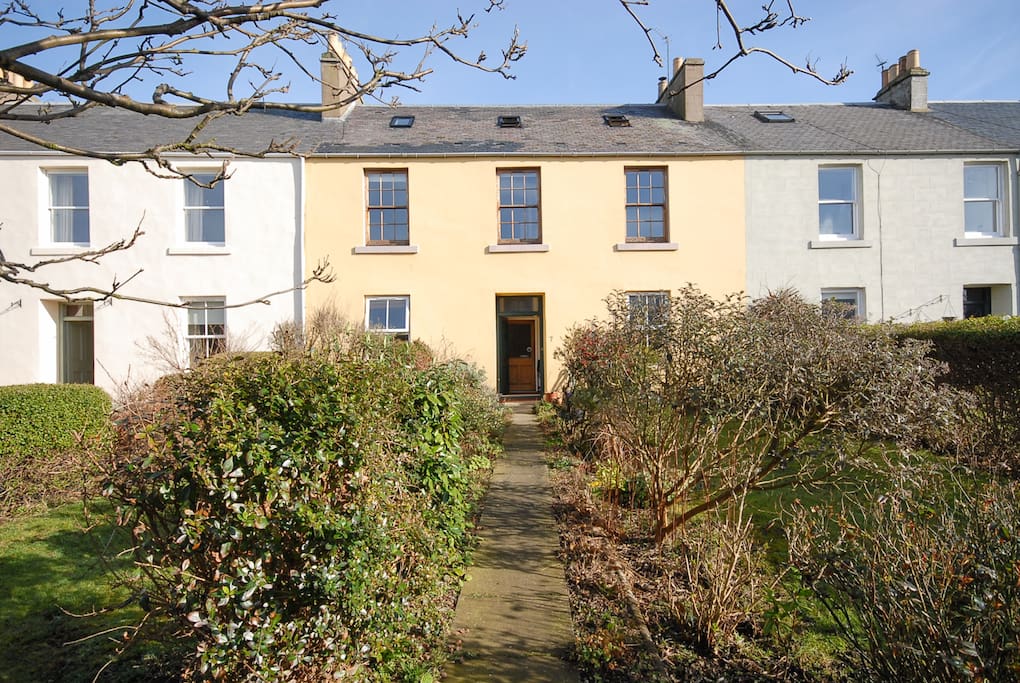 lovely garden ground floor flat