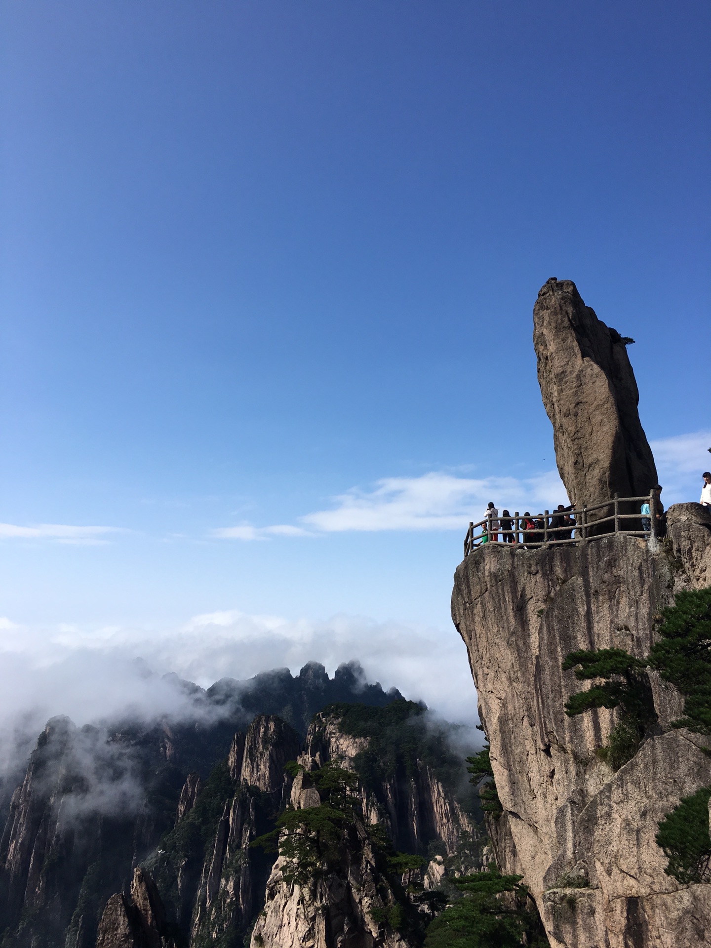 黄山有多少人口_让人 归来不看岳 的黄山,给你好看 附三日环线安排