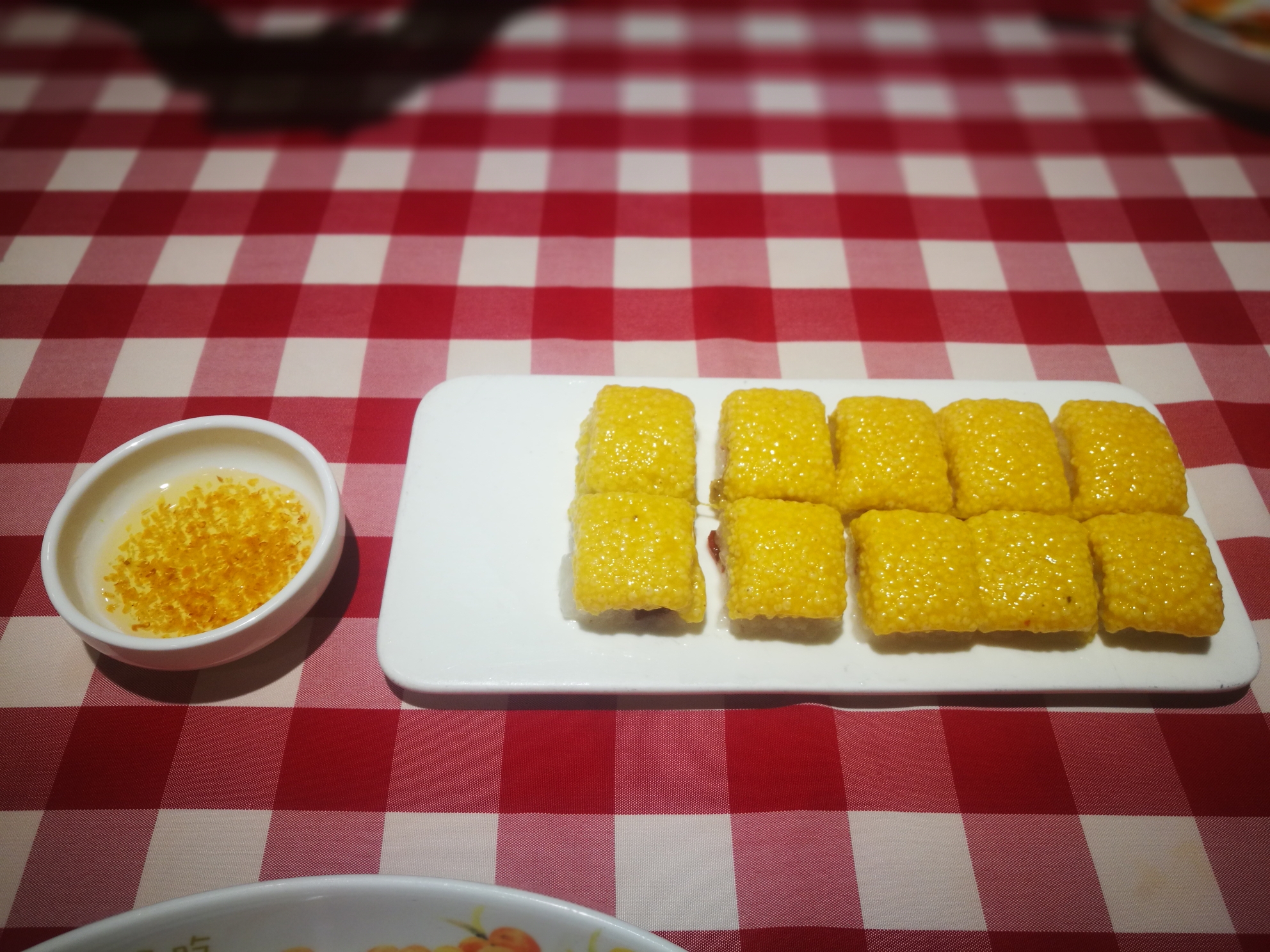 莜面窝窝,有点僵,分不开,沾的汤还可以!