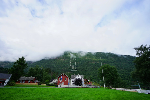 有没有好的游玩攻略 wKgBEFqDmHqAGEvbAEqPnTfmnv019.jpeg?imageView2%2F2%2Fw%2F600%2Fh%2F600%2Fq%2F90