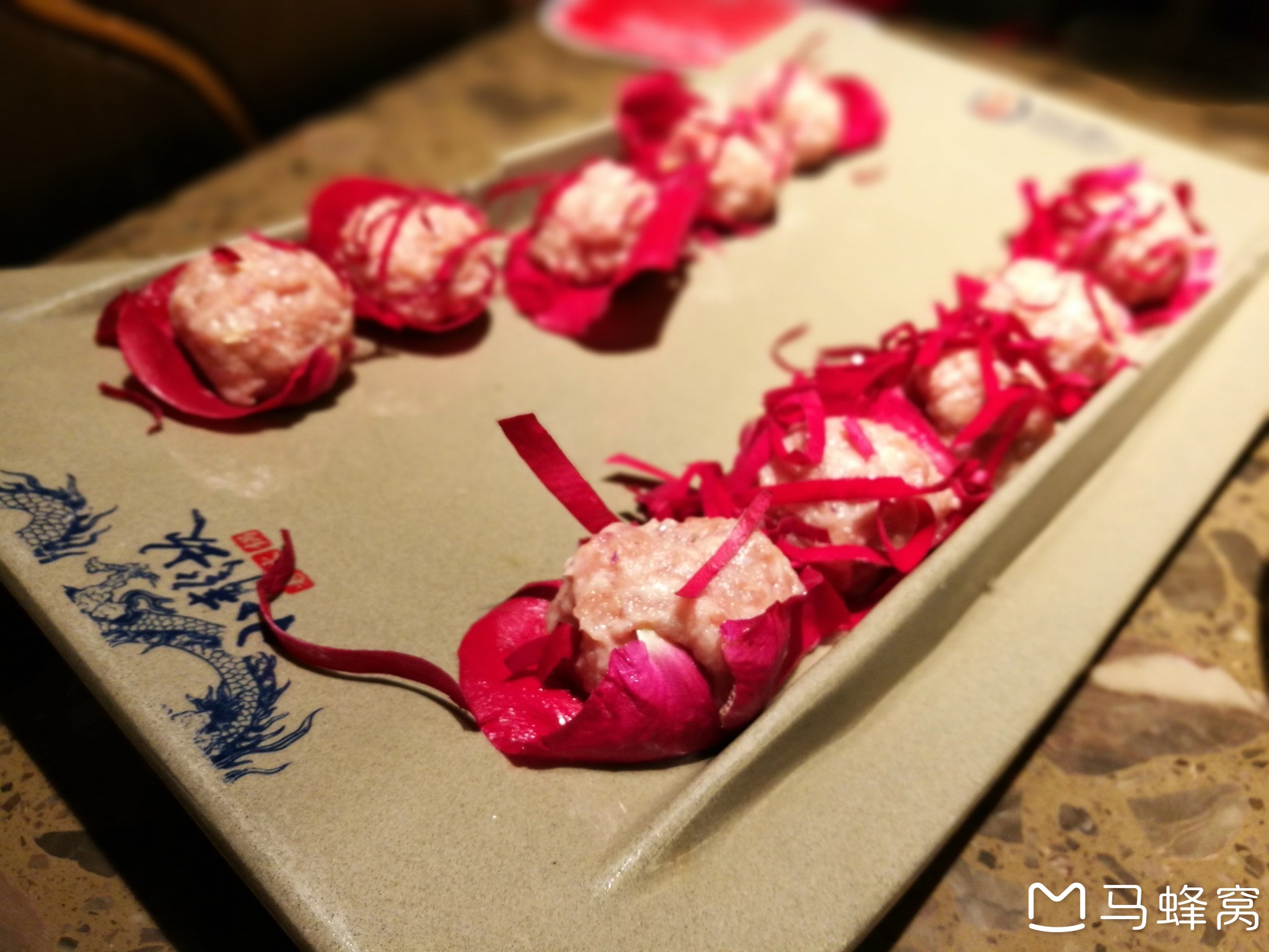 带上相机跟我一起出发,感受美食、美景。我和