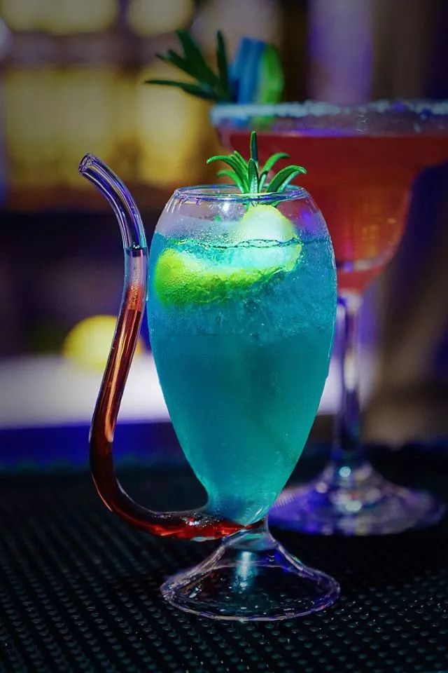 wKgBEFs_wHaALQ-0AAETKgonGg457.jpeg?imageView2%2F2%2Fw%2F600%2Fh%2F600%2Fq%2F90