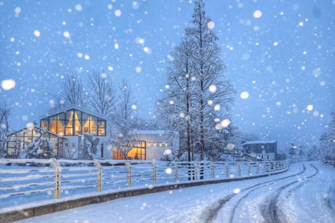 什么时候会下雪广东 wKgBEFpOXIKAJ04aAALtohr4xrI24.jpeg?imageView2%2F2%2Fw%2F680%2Fq%2F90%7CimageMogr2%2Fstrip%2Fquality%2F90