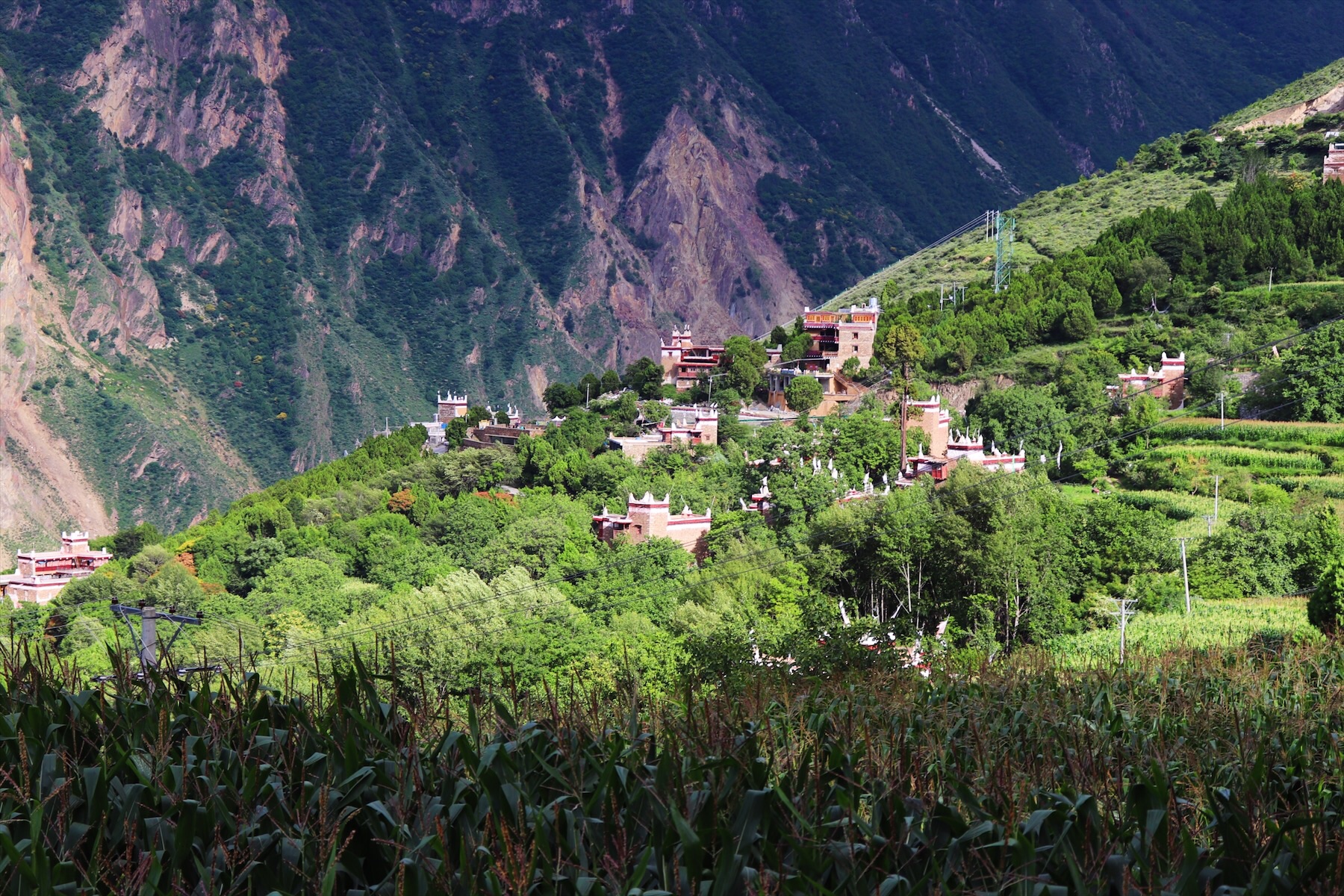 SiChuan Garzê DanBa JiaJu Tibetan Village 