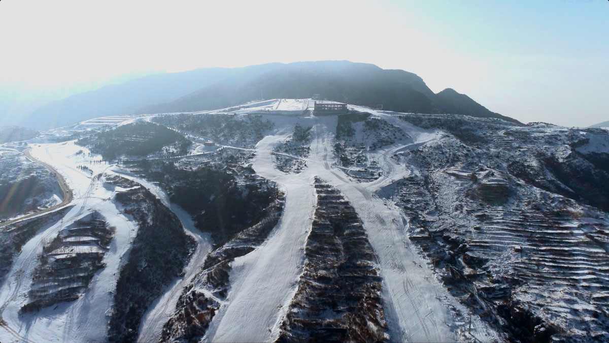 vip4-6人小包团 保证游玩时间 巩义探路者中岳嵩顶滑雪度假区一日游