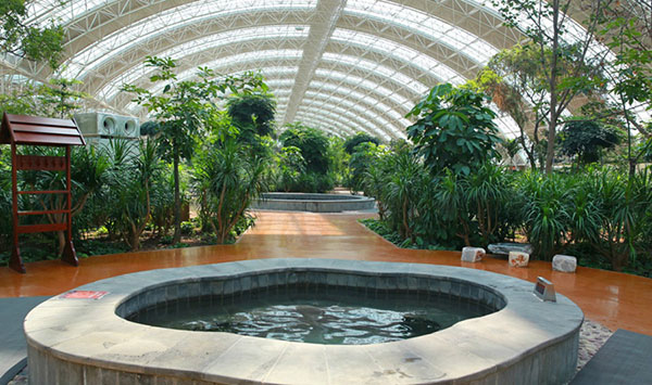 大连香洲温泉 水上乐园 瓦房店温泉门票(带您走进欢乐水世界)