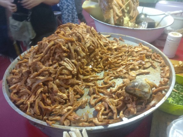 如何买到真正的牛头肉 wKgED1uszpaAcSwQAASZFx3LIrY91.jpeg?imageView2%2F2%2Fw%2F600%2Fh%2F600%2Fq%2F90