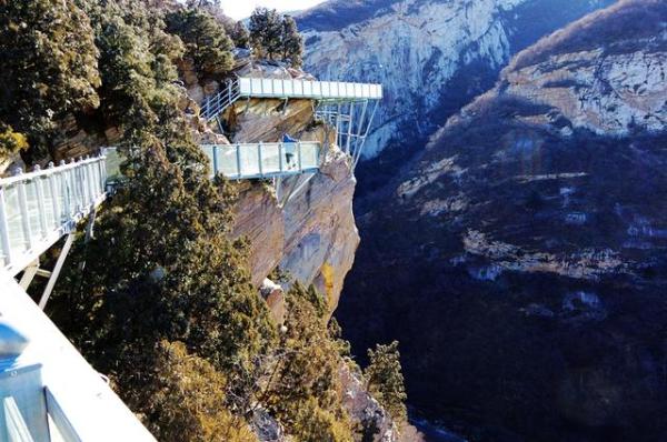 密云旅游景点攻略 wKgIDFxOl5eAWiO1AAEqHU9UXUk27.jpeg?imageView2%2F2%2Fw%2F600%2Fq%2F90%7CimageMogr2%2Fstrip%2Fquality%2F90