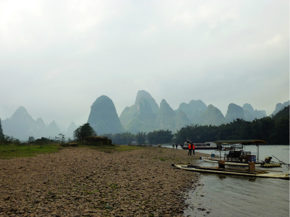 阳朔县城人口_享受诗意的生活,去往桂林阳朔欣赏画中游的美景(2)