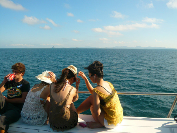 第一次出国旅游 wKgB3FC23OyAa_t4AAa6rbTU5Sk09.jpeg?imageView2%2F2%2Fw%2F600%2Fq%2F90%7CimageMogr2%2Fstrip%2Fquality%2F90