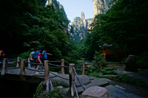 旅游攻略景点必去二日 wKgB3FHKmyCAAIanAA5XfvmtQMU86.jpeg?imageView2%2F2%2Fw%2F600%2Fq%2F90