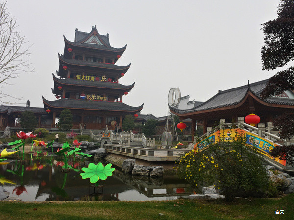 长沙旅游景区图片 wKgB4lMXCKCAaV71AAI3VoXKgtw81.jpeg?imageView2%2F2%2Fw%2F600%2Fq%2F90%7CimageMogr2%2Fstrip%2Fquality%2F90