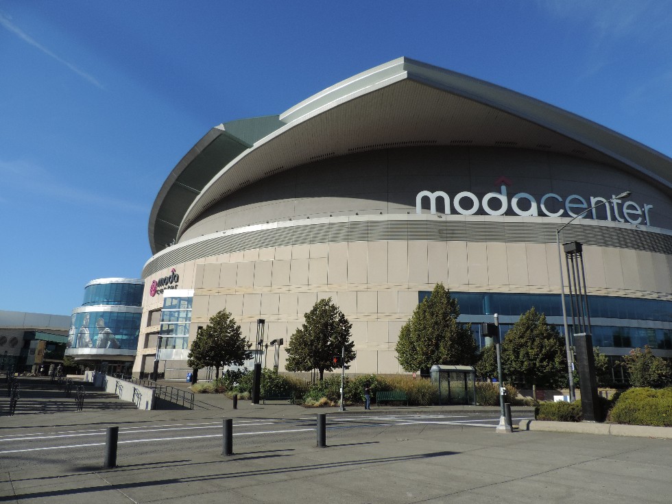 玫瑰园球馆(the rose quarter)