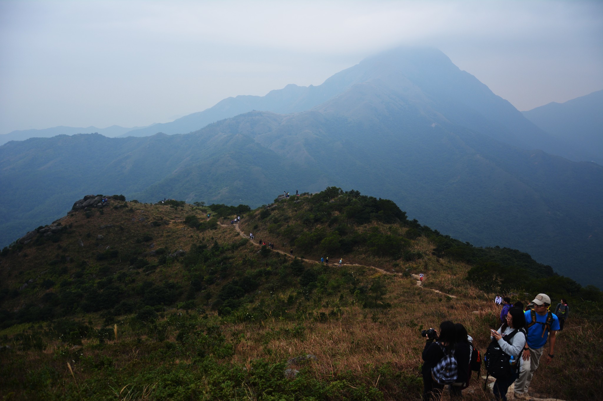 凤凰山婚纱照_深圳凤凰山图片(3)